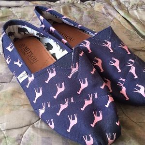 Mitsou Classic Vintage Shoes (pink giraffes!!)